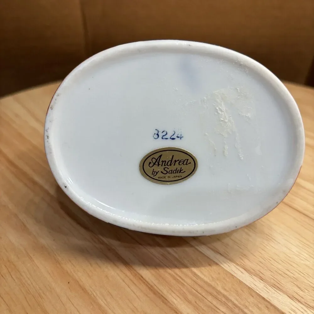 VTG Andrea by Sadek Imari Dove Love Birds Porcelain/hinged  Trinket Box